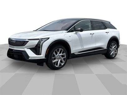 New 2025 Cadillac Optiq Luxury 2