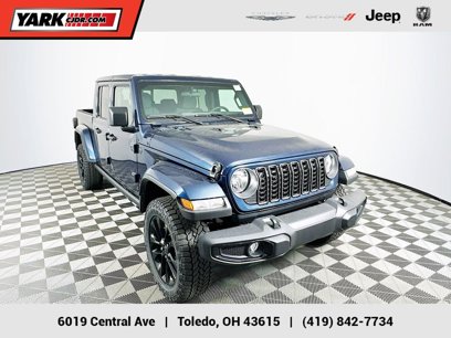 New 2025 Jeep Gladiator Sport
