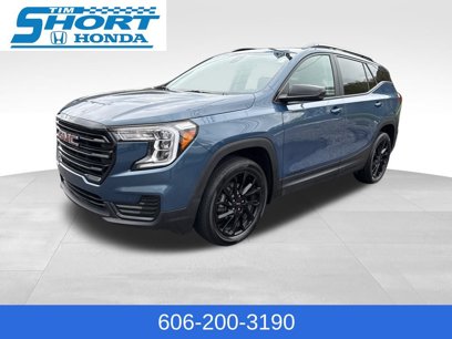 Used 2024 GMC Terrain SLE w/ Driver Convenience Package