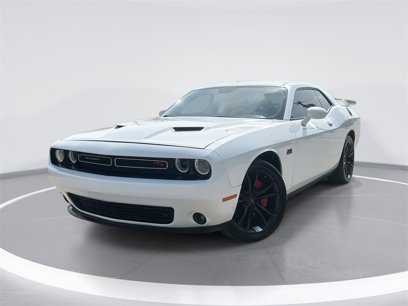 Used 2016 Dodge Challenger R/T