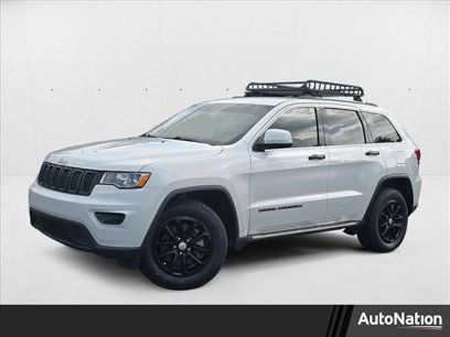 Used 2021 Jeep Grand Cherokee Laredo