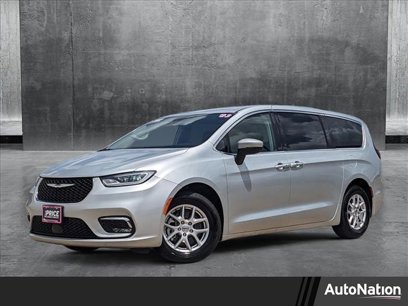 Used 2023 Chrysler Pacifica Touring-L