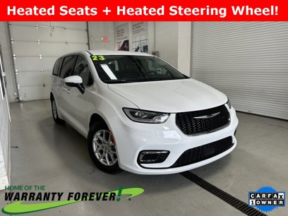 Used 2023 Chrysler Pacifica Touring-L