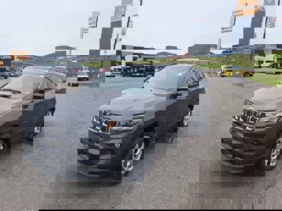 New 2024 Jeep Compass Latitude w/ Sun and Sound Group