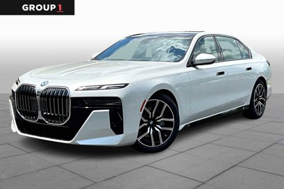 New 2025 BMW 740i
