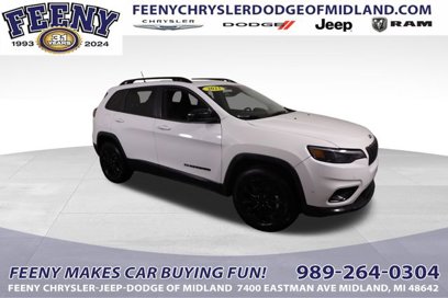 Used 2023 Jeep Cherokee Altitude Lux