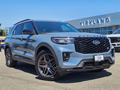 New 2025 Ford Explorer ST w/ Sun And Sound Package