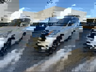 Used 2016 Toyota Highlander XLE