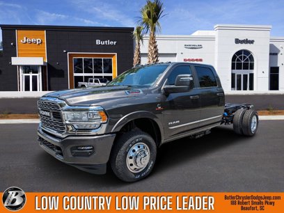 New 2024 RAM 3500 Limited