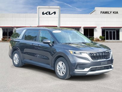 Certified 2023 Kia Carnival LX