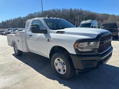 New 2024 RAM 3500 Tradesman