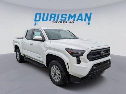 New 2024 Toyota Tacoma SR5