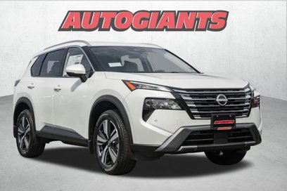 New 2025 Nissan Rogue SL