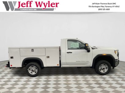 New 2024 GMC Sierra 2500 Pro w/ Convenience Package