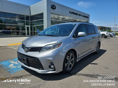 Used 2018 Toyota Sienna SE