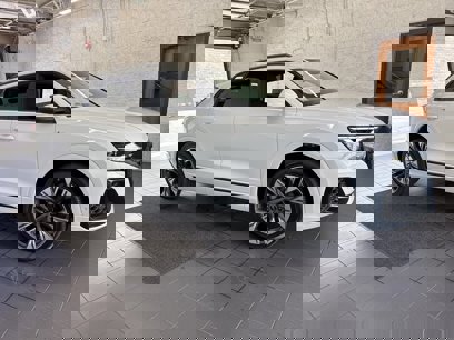 New 2025 Audi Q8 Premium Plus