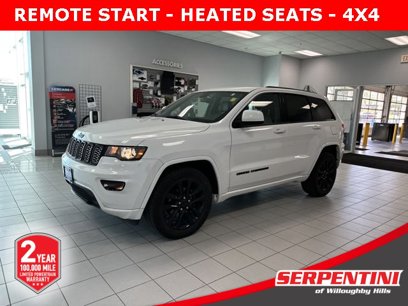 Used 2017 Jeep Grand Cherokee Altitude