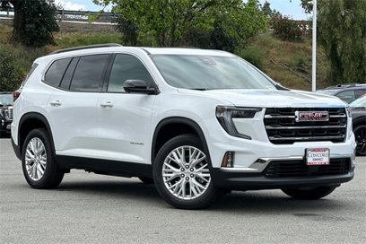 New 2025 GMC Acadia Elevation w/ Elevation Premium Package
