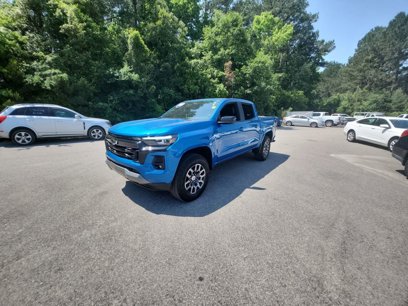 Used 2024 Chevrolet Colorado Z71 w/ Z71 Convenience Package 2