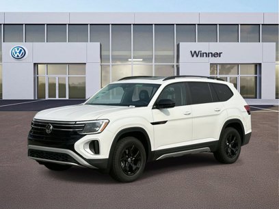 New 2025 Volkswagen Atlas Peak Edition SE