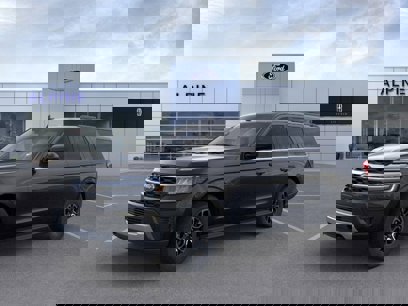 New 2024 Ford Expedition Max XLT