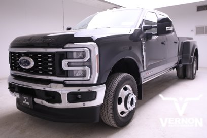 New 2025 Ford F350 Lariat