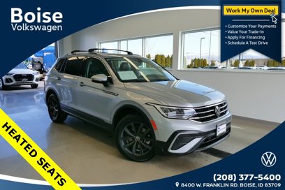 Used 2022 Volkswagen Tiguan SE w/ Panoramic Sunroof Package