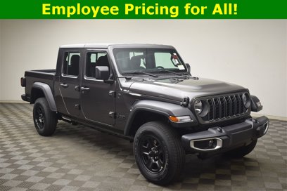 New 2025 Jeep Gladiator Sport