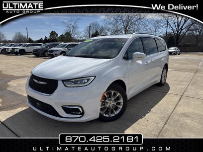 Used 2021 Chrysler Pacifica Touring-L w/ Premium & Safety Sphere Group