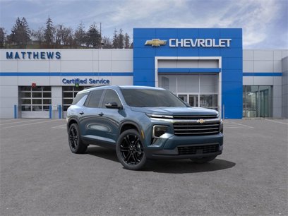 New 2025 Chevrolet Traverse LT