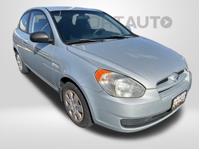 Used 2010 Hyundai Accent GS w/ Premium Pkg 3