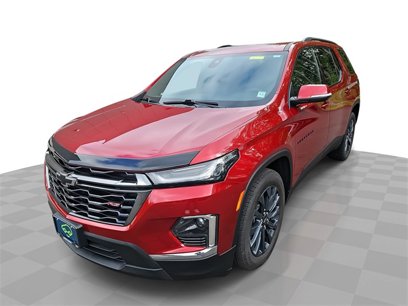 Used 2023 Chevrolet Traverse RS