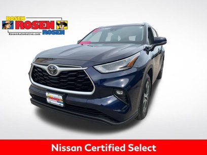 Used 2021 Toyota Highlander XLE