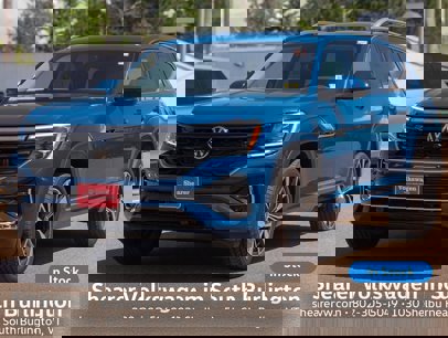 New 2025 Volkswagen Atlas SEL Premium R-Line