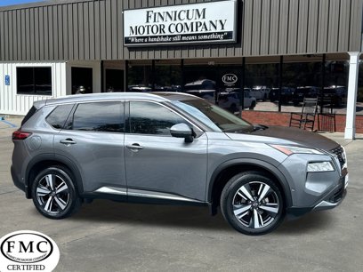 Used 2023 Nissan Rogue SL w/ SL Premium Package