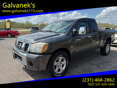 Used 2004 Nissan Titan SE w/ (Tow) Big Tow Pkg