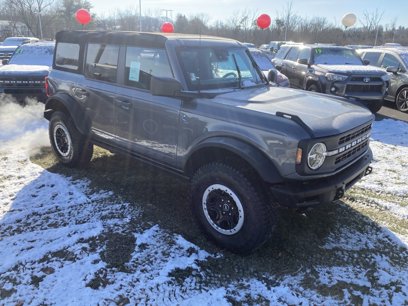 New 2024 Ford Bronco Black Diamond w/ Sasquatch Package