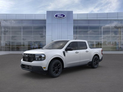 New 2024 Ford Maverick Lariat w/ Black Appearance Package
