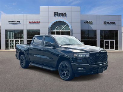 New 2025 RAM 1500 4x4 Crew Cab