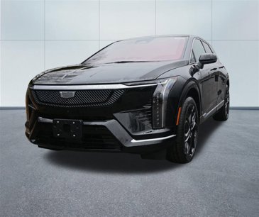 New 2025 Cadillac Optiq Luxury 2 w/ LPO, ONYX Package