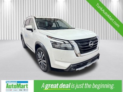 Used 2022 Nissan Pathfinder Platinum w/ Cargo Package