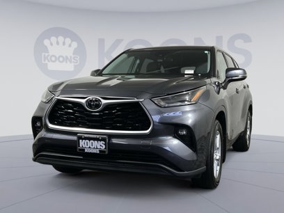 Used 2021 Toyota Highlander LE