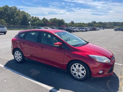 Used 2012 Ford Focus SE w/ SE Winter Pkg