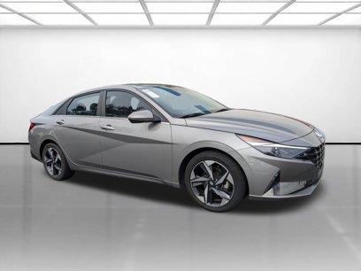 Certified 2022 Hyundai Elantra SEL w/ Convenience + Premium Package
