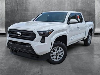 New 2024 Toyota Tacoma SR5