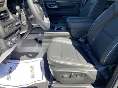 New 2024 Chevrolet Suburban Premier w/ Advanced Technology Package