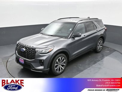 New 2025 Ford Explorer ST-Line w/ Premium Package
