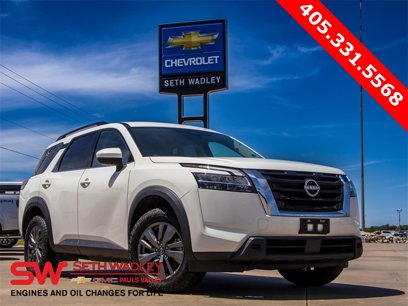 Used 2022 Nissan Pathfinder SV