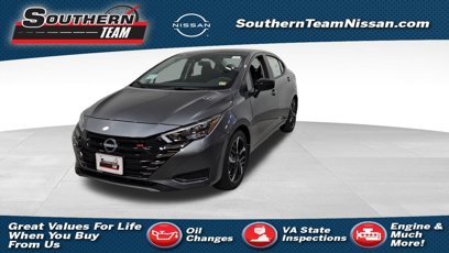 New 2025 Nissan Versa SR w/ Trunk Package