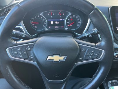 Used 2022 Chevrolet Equinox LT